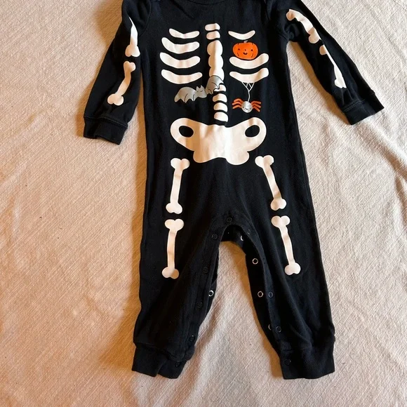Glow in the Dark Skeleton Kids pajamas - Picture 1 of 1